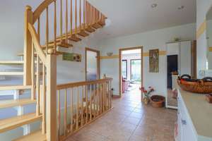 5 Zimmer in Wildauer Spitzenlage | Praxis im Kellergeschoss |
 3 Bäder | 118 m²  Wohnfläche – Die vollständige Adresse der Immobilie erhältst du vom Anbieter., 15745 Wildau – Vorschaubild 7