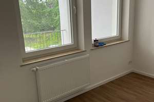 1-Zimmer-Wohnung mit Balkon in Krefeld-Stadtmitte – Die vollständige Adresse der Immobilie erhältst du vom Anbieter., 47798 Stadtmitte, Krefeld – Vorschaubild 4