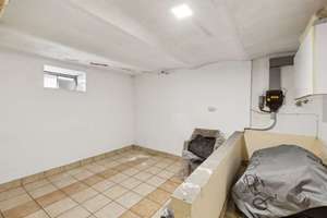 Im Doppelpack, 380 m² Fläche: Top gepflegter Bungalow + Garten + Vorderhaus m. 2 WE´s komplett frei – Die vollständige Adresse der Immobilie erhältst du vom Anbieter., 61231 Bad Nauheim – Vorschaubild 37