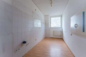 Altbau mit Innenhof, Werkstatt & Ausbaupotenzial – vielseitiges Zuhause in Düsseldorf-Wersten – Die vollständige Adresse der Immobilie erhältst du vom Anbieter., 40591 Wersten, Düsseldorf – Vorschaubild 11