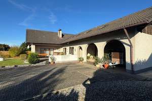 Großes Zweifamilienhaus in Klosterlechfeld - Top Lage – Die vollständige Adresse der Immobilie erhältst du vom Anbieter., 86836 Klosterlechfeld – Vorschaubild 3