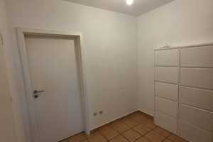 Stilvolle 2-Raum-Wohnung mit Balkon und EBK in Köln Kalk – Breuerstr. 34, 51103 Köln – Vorschaubild 4