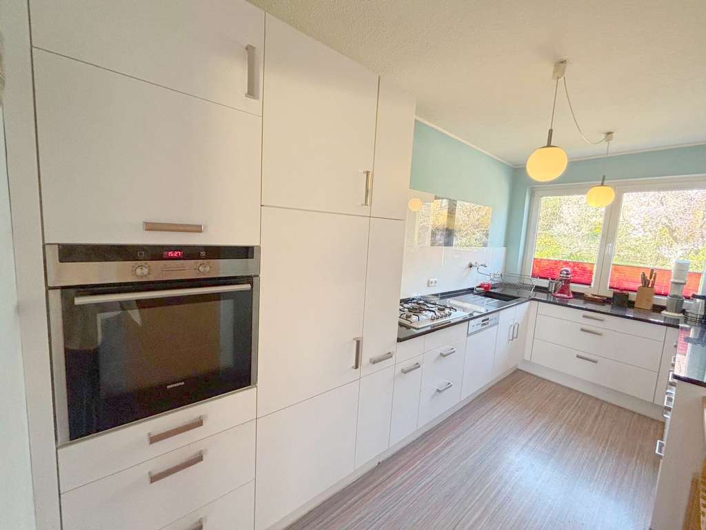 Immobilie in Gusterath - Großes, vielseitiges Ein- oder Zweifamilienhaus mit großer Terrasse, Garten und Garage - Bild 4