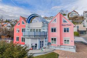 Investment am Bodensee!
12-Familienhaus mit Seeblick – Die vollständige Adresse der Immobilie erhältst du vom Anbieter., 78351 Bodman-Ludwigshafen – Vorschaubild 1