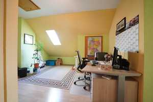 Großzügiges Zweifamilienhaus im beliebten Bauschheim – Groß-Gerau (Kreis) – Vorschaubild 8