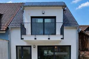 Hochwertige Reihenhauswohnung in zentraler Innenstadtlage von Emmendingen mit moderner Küche