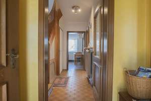 Attraktives REH mit schönem Garten und Garage in guter, ruhiger Wohnlage von Nieder-Eschbach. – 60437 Nieder-Eschbach, Frankfurt am Main – Vorschaubild 4