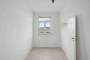 HISTORISCHES FLAIR TRIFFT MODERNES WOHNEN -147 m² LOFT mit 5 Zimmern in zentraler Lage Groß-Gerau – Die vollständige Adresse der Immobilie erhältst du vom Anbieter., 64521 Groß-Gerau – Vorschaubild 18