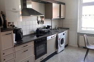 Ruhige 2 Zimmer Wohnung Küche, Bad, Balkon in Biebrich – Salizestr. 20, 65203 Biebrich, Wiesbaden – Vorschaubild 2