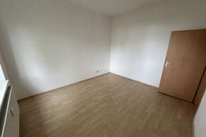 Helle und familienfreundliche 3-Zimmer-Wohnung im Erdgeschoss mit Balkon! – Halberstädter Straße 30, 39112 Sudenburg, Magdeburg – Vorschaubild 7