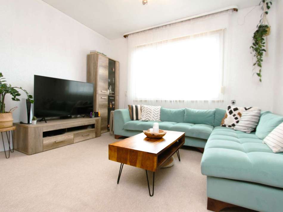 Wohn- und Esszimmer, Wohnung O