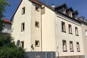 +++ Bierstadt: Gemütliche 3-Zimmer-Dachgeschoßwohnung +++
