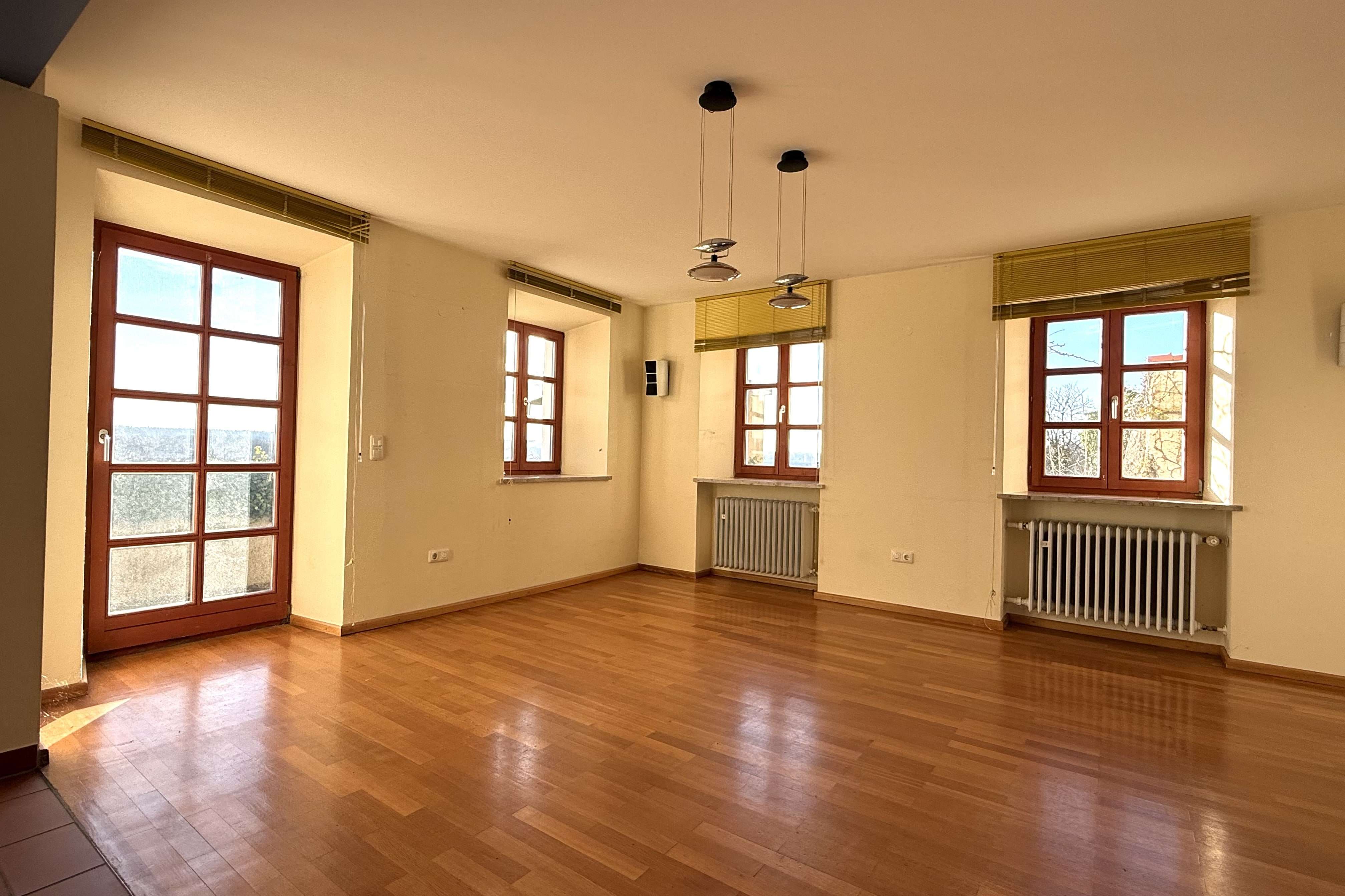 Immobilie in Perach - Historisches Haus mit Alpenblick - Bild 8