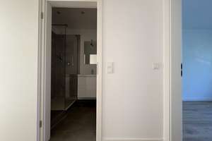 Moderne 6-Zimmer-Maisonette auf 2 Ebenen mit 3 Balkonen & großzügigem Grundriss – 40547 Niederkassel, Düsseldorf – Vorschaubild 9