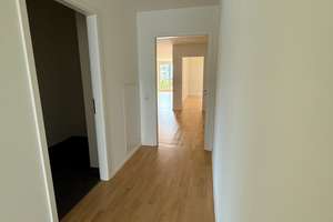 Town House über dem Milaneo - 5 Zimmer auf 2 Etagen – Die vollständige Adresse der Immobilie erhältst du vom Anbieter., 70191 Europaviertel, Stuttgart – Vorschaubild 4