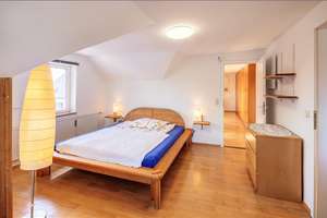 Möbliert: Charmante Wohnung in grüner Wohnlage – Die vollständige Adresse der Immobilie erhältst du vom Anbieter., 81245 Neupasing, München – Vorschaubild 4
