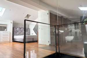 Stilvolle Maisonette-Wohnung mit eigenem Whirlpool-Highlight – Die vollständige Adresse der Immobilie erhältst du vom Anbieter., 80997 Allach, München – Vorschaubild 8