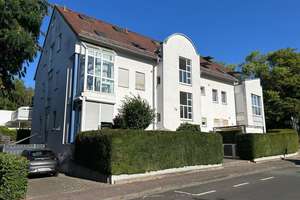 Helle 2 Zi-Wohnung mit Einbauküche in ruhiger Lage