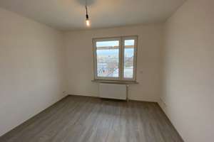 Super schöne 3-ZW,  Penthouse mit Skylineblick, moderne  Einbauküche, umlaufender Balkon – 65936 Sossenheim, Frankfurt am Main – Vorschaubild 19