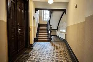 Große sanierungsbedürftige 4 Zimmer-Eigentumswohnung Nähe Winterfeldtplatz in Berlin-Schöneberg – Die vollständige Adresse der Immobilie erhältst du vom Anbieter., 10781 Schöneberg, Berlin – Vorschaubild 7
