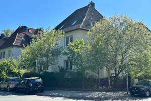 LIST-MALERVIERTEL:
FREISTEHENDES STADTHAUS MIT 9 ZIMMERN ZUM ARBEITEN/WOHNEN ODER 
EINE GR. FAMILI – Die vollständige Adresse der Immobilie erhältst du vom Anbieter., 30177 List, Hannover – Vorschaubild 2