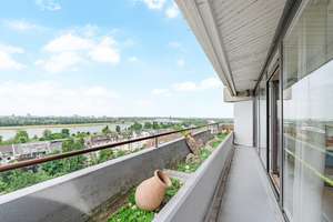 Stilvolle Wohnung mit Rheinblick und Panorama über Düsseldorf – 40474 Golzheim, Düsseldorf – Vorschaubild 8