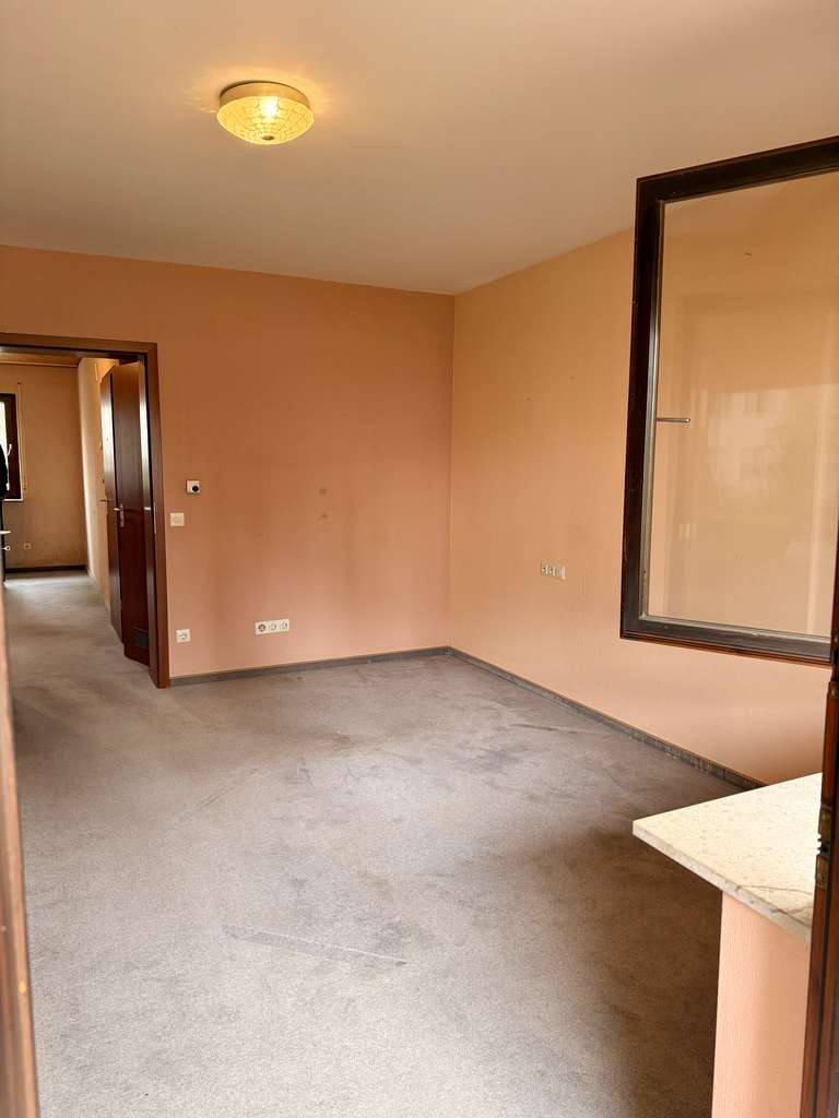 Immobilie in Schwaikheim - 2-Zimmer-Wohnung mit viel Potenzial zu verkaufen - ideal für Eigennutzer & Kapitalanleger - Bild 3