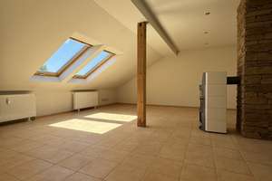 Helle 2Zi Whg mit EBK und Loggia / Bright 2 room  top floor apartment w Loggia – Heuerstraße 53, 55129 Hechtsheim, Mainz – Vorschaubild 4