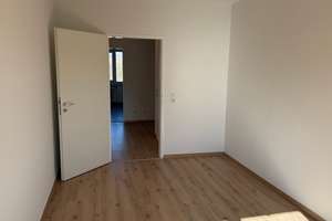 Wohnen im Grünen! 3-Zimmer-Wohnung mit Balkon in Wuppertal-Ronsdorf – Edmund-Strutz-Weg 17, 42369 Ronsdorf, Wuppertal – Vorschaubild 6