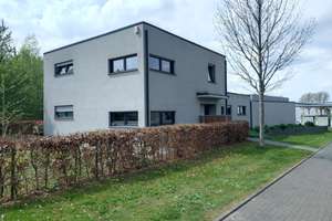 lichtdurchflutetes, exklusives Anwesen, alles neu!