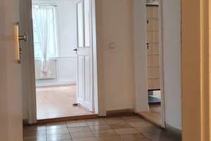 Wohnkomfort mit Historischen Deckenmalerei fachwerktypischen Elementen  
3-Zimmer Wohnung – Die vollständige Adresse der Immobilie erhältst du vom Anbieter., 73728 Innenstadt, Esslingen am Neckar – Vorschaubild 4