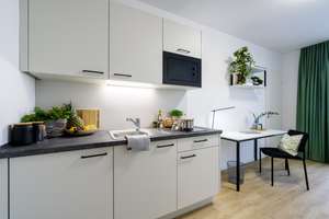 *BESICHTIGUNG am Dienstag, 19.05. um 15:00 Uhr*  Business-Apartment mit ALL-IN-Miete – Ahornstraße 8, 14482 Babelsberg Süd, Potsdam – Vorschaubild 3