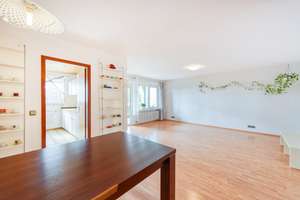 +++ familienfreundlich - West-Balkon - Kita, Schule, Einkaufen, U-Bahn - inkl. EBK & TG +++