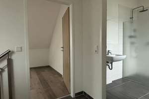 Grosszügige 3-4-Zimmer-Wohnung mit Balkon in Köln – Ludwig-Schneider-Str. 17, 51147 Wahn, Köln – Vorschaubild 11