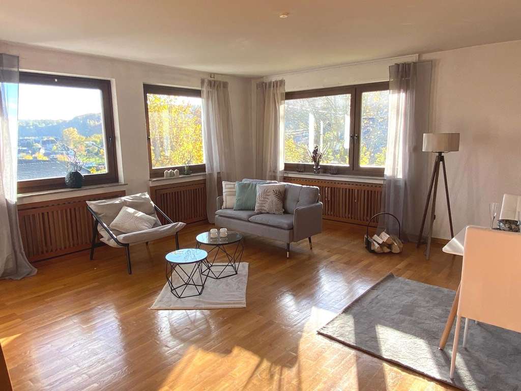 Immobilie in Simmerath - Wohn- und Geschäftshaus von 1965 inkl. Photovoltaikanlage - Provisionsfrei - Bild 1