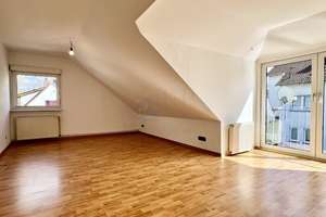 HOFHEIM: RENOVIERTES EFH MIT 6 ZIMMERN, 2 BÄDERN, 2 KÜCHEN, GARAGE UND CARPORT – Die vollständige Adresse der Immobilie erhältst du vom Anbieter., 65719 Hofheim am Taunus – Vorschaubild 18