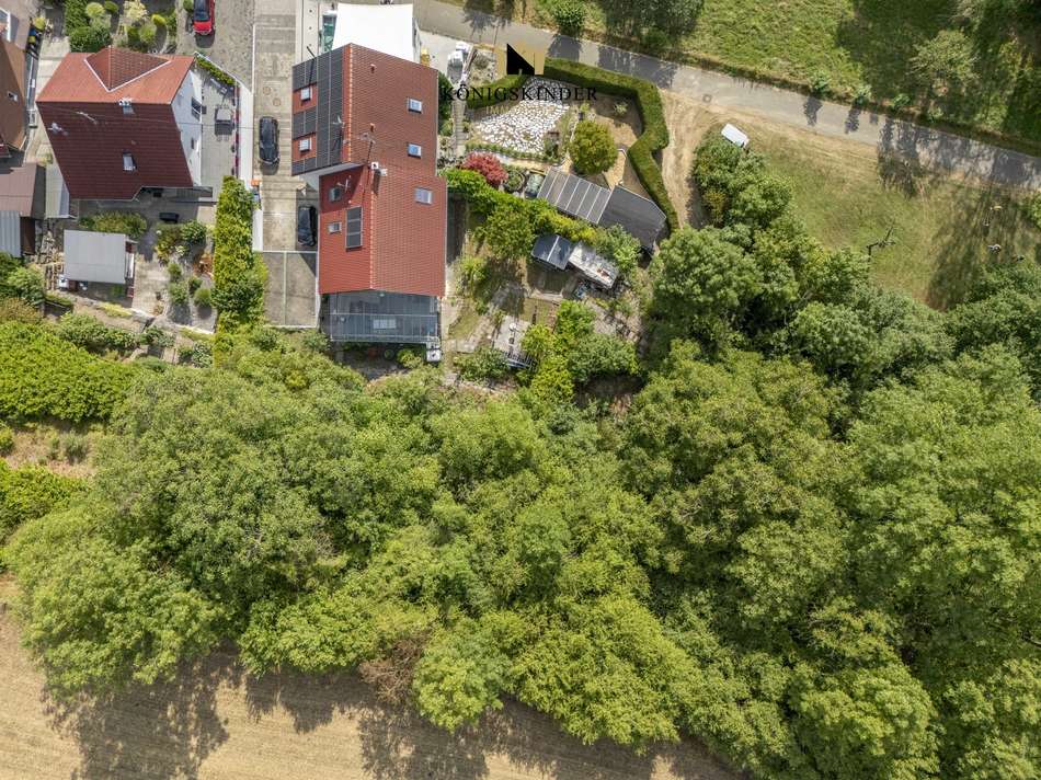 Große Terrasse mit Blick ins G
