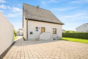 Ein Haus von damals. Ein Wohngefühl von heute. – Die vollständige Adresse der Immobilie erhältst du vom Anbieter., 87746 Erkheim – Vorschaubild 9