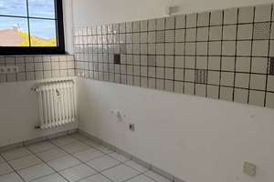 Charmantes Einfamilienhaus mit Garten, Terrasse & Balkon in Frankfurt, Nieder-Erlenbach – Am Buchbaum 12A, 60437 Nieder-Erlenbach, Frankfurt am Main – Vorschaubild 26