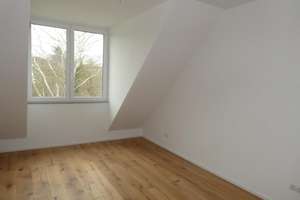 Neue helle Dachgeschoßwohnung mit moderner Heiztechnik im Energiesparhaus Bonn-Endenich – Die vollständige Adresse der Immobilie erhältst du vom Anbieter., 53121 Endenich, Bonn – Vorschaubild 23