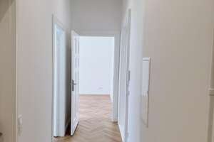 Stilvoll sanierte Altbauwohnung mit Süd-Ausrichtung und Balkon im beliebten Winsviertel – Die vollständige Adresse der Immobilie erhältst du vom Anbieter., 10405 Prenzlauer Berg, Berlin – Vorschaubild 6