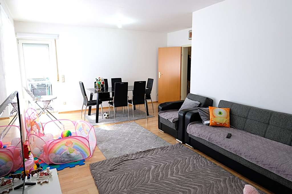 Immobilie in Bebra - Wohnung 1. OG mit 4 ZKB in beliebter Lage von Bebra ! - Bild 4