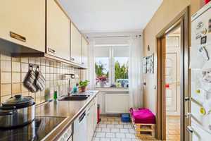 Gepflegtes Wohnhaus in guter Wohnlage
Südwest-Ausrichtung, Vollkeller und Garage – Düren (Kreis) – Vorschaubild 6