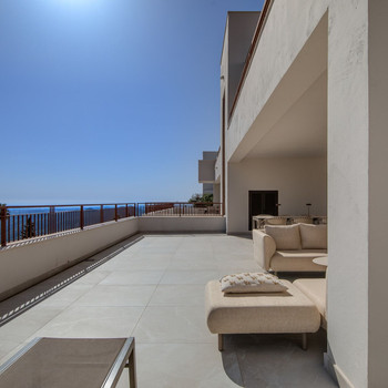 Exklusives Apartment mit großzügigen Terrassen und fantastischem Meerblick, 3 Schlafzimmer, 2 Bäder,