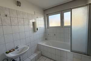 ### EIGENTUMSWOHNUNG WIE EIN REIHENHAUS MIT CA. 165 QM WOHNFLÄCHE UND MEGAGARTEN IN TOP - LAGE! ### – Die vollständige Adresse der Immobilie erhältst du vom Anbieter., 64297 Eberstadt, Darmstadt – Vorschaubild 25