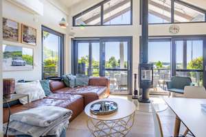 Design-Ferienhaus mit Sauna, Kamin & Wasserblick – Die vollständige Adresse der Immobilie erhältst du vom Anbieter., 23570 Travemünde, Lübeck – Vorschaubild 4