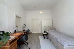 Attraktive 1-Zimmer-Erdgeschosswohnung mit Balkon und Einbauküche in Magdeburg