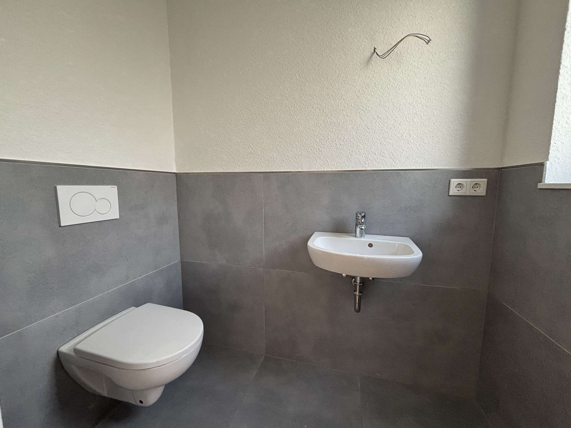 Immobilie in Weimar (Lahn) - Doppelhaushälfte mit Wohlfühlfaktor in Weimar-Niederwalgern! - Bild 8