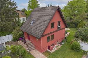 Wohnen in ruhiger Lage – charmantes Einfamilienhaus in Zehlendorf – Die vollständige Adresse der Immobilie erhältst du vom Anbieter., 14167 Zehlendorf, Berlin – Vorschaubild 2