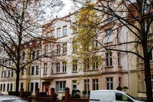 Frisch sanierte 2-Zimmer-Wohnung mit neuer Einbauküche & Tageslichtbad in Stadtfeld-Ost – Winckelmannstr. 29, 39108 Stadtfeld Ost, Magdeburg – Vorschaubild 1